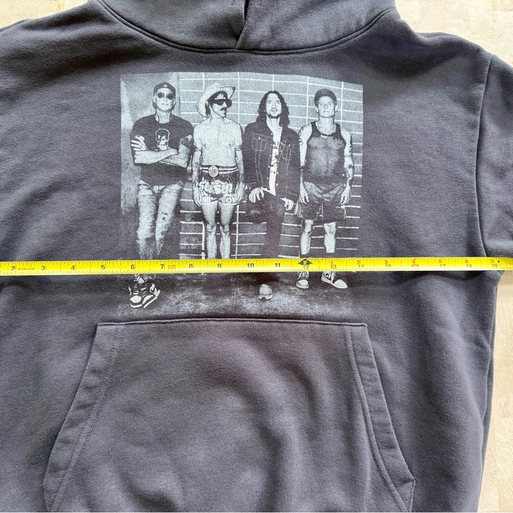 Red Hot Chili Peppers Unlimited Love World Tour 2022-2023 Merch Hoodie Mens S - Picture 10 of 11